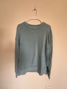 Women’s Crewneck Sweatshirt in Light Blue
